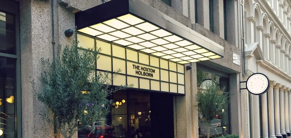hoxton-hotel-holborn-front-entrance-blog